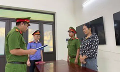 Ra quyết định khởi tố người bán thịt lợn Bùi Thị Hiền SN 1976