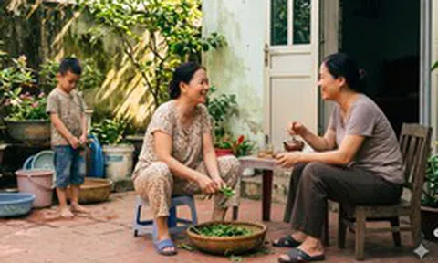 5 hành vi nuôi dạy gây hại cho trẻ nhiều hơn cả đánh đòn, một trong số đó là lấy con ra để mua vui, kể lể với người ngoài!