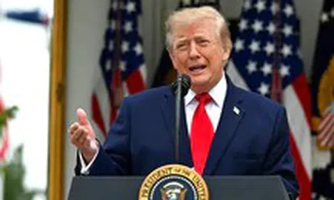 Ông Trump cảnh báo tấn công 'pháo đài hạt nhân' ngầm của Iran