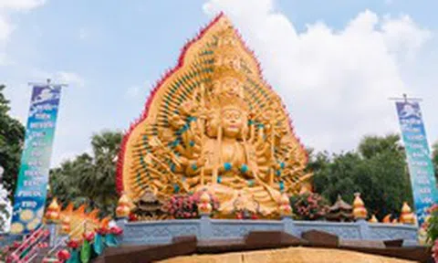 Đối thủ khu du lịch Đại Nam của vợ chồng bà Nguyễn Phương Hằng có động thái đặc biệt