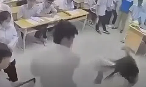 Nguyên nhân nam sinh Hà Nội đánh cô giáo trên bục giảng
