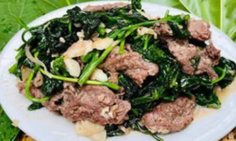 Loại rau "trường thọ" được nhiều người ưa chuộng, chuyên gia cảnh báo tuyệt đối không ăn sống
