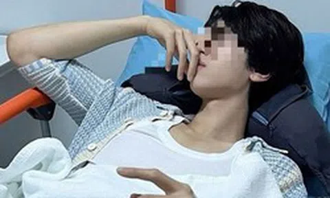 Nam sinh 22 tuổi ngất trên sân trường vì ung thư giai đoạn cuối, bác sĩ thở dài: "Đã sớm có 3 dấu hiệu cảnh báo"