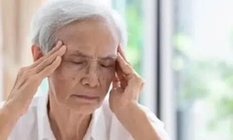 5 dấu hiệu bất thường nhiều người tưởng do tuổi già, nhưng có thể cảnh báo đột quỵ