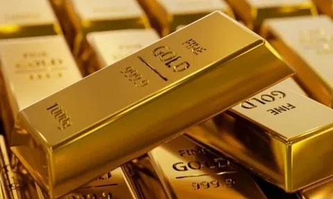 Giá vàng hôm nay (24/10): Vàng thế giới rơi tự do