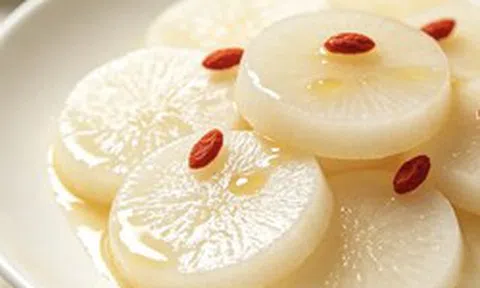 4 loại “rau” đặc biệt tốt cho phổi: Ăn đúng cách giúp làm dịu cổ họng, giảm khô rát khi giao mùa