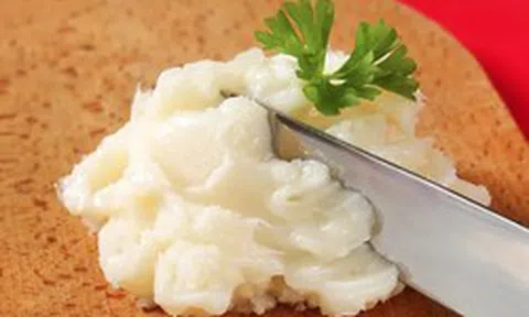 Một thìa mỡ lợn bằng 5 thang thuốc bổ? Sự thật phía sau quan niệm gây nhiều tranh cãi
