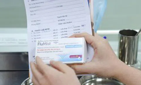 Vắc xin cúm dạng xịt mũi không cần kim tiêm đầu tiên tại Việt Nam có gì đặc biệt?