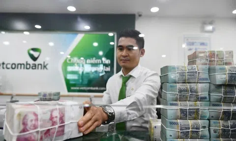 Vietcombank tiếp tục lãi cao nhất ngành ngân hàng