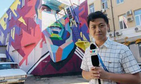 Nam MC lần đầu tiên dẫn Chung kết Olympia là cựu sinh viên trường Báo, từng làm BTV thể thao VTV