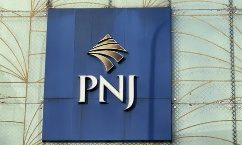 PNJ giảm hơn 1.000 nhân sự sau 9 tháng