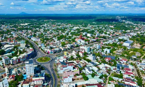 Thị trường tạo sóng mới, nhà đầu tư địa ốc "ra khơi"